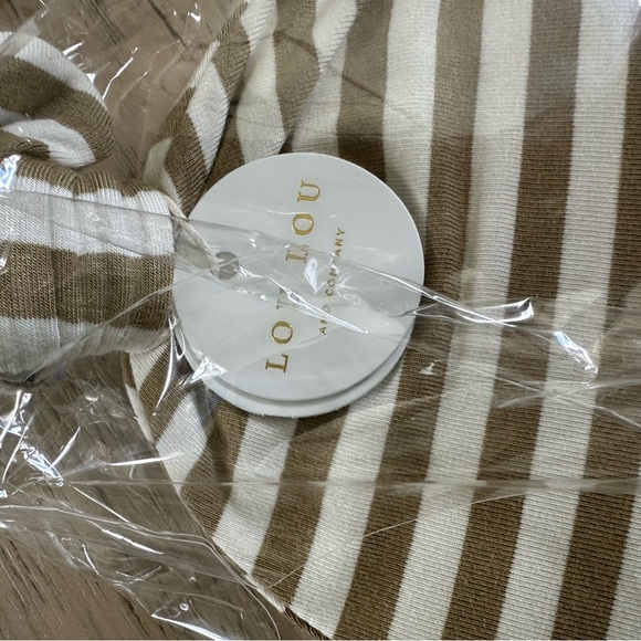 Lou Lou and company Kids Striped Hat and Mittens Set - Brown and White - Picture 2 of 2